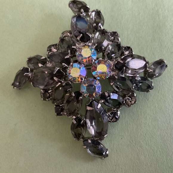 Vintage Juliana Brooch - Picture 1 of 2